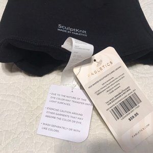 NWT Fabletics Sculptknit Leggings Women's Size XS Black Compression